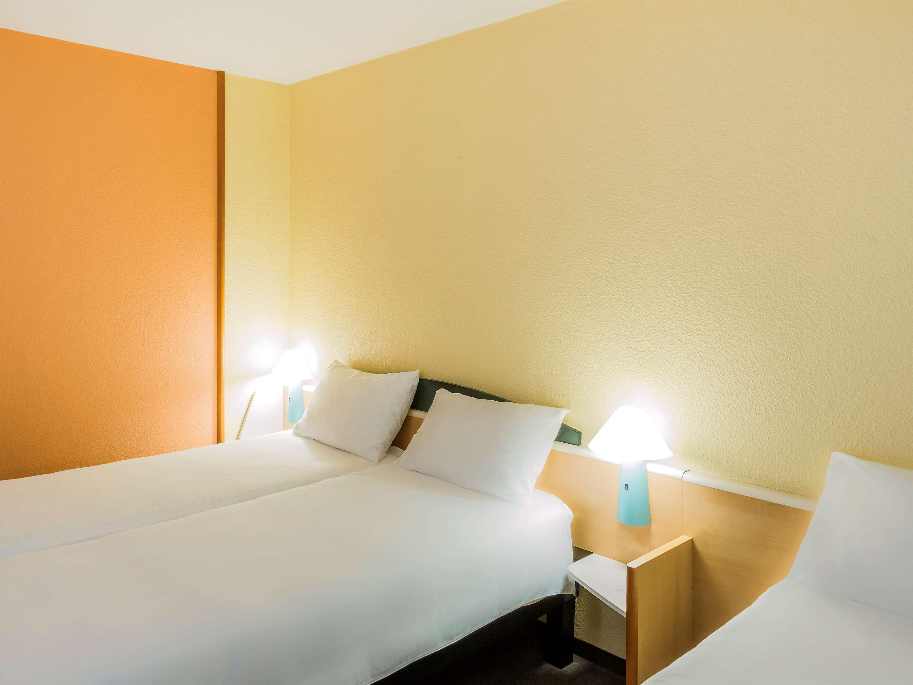 Hotel Ibis Porto Sao Joao מראה חיצוני תמונה
