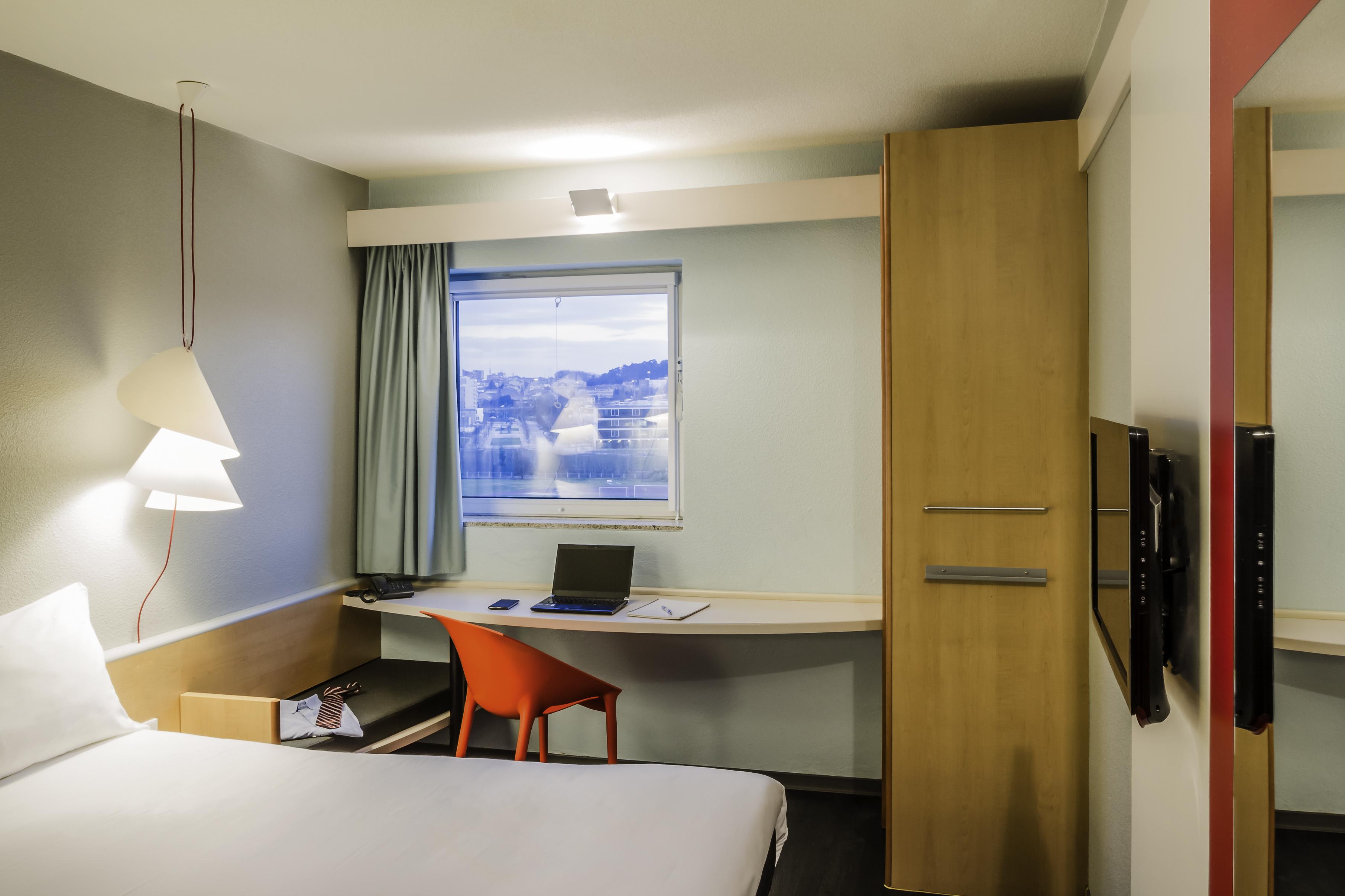 Hotel Ibis Porto Sao Joao מראה חיצוני תמונה