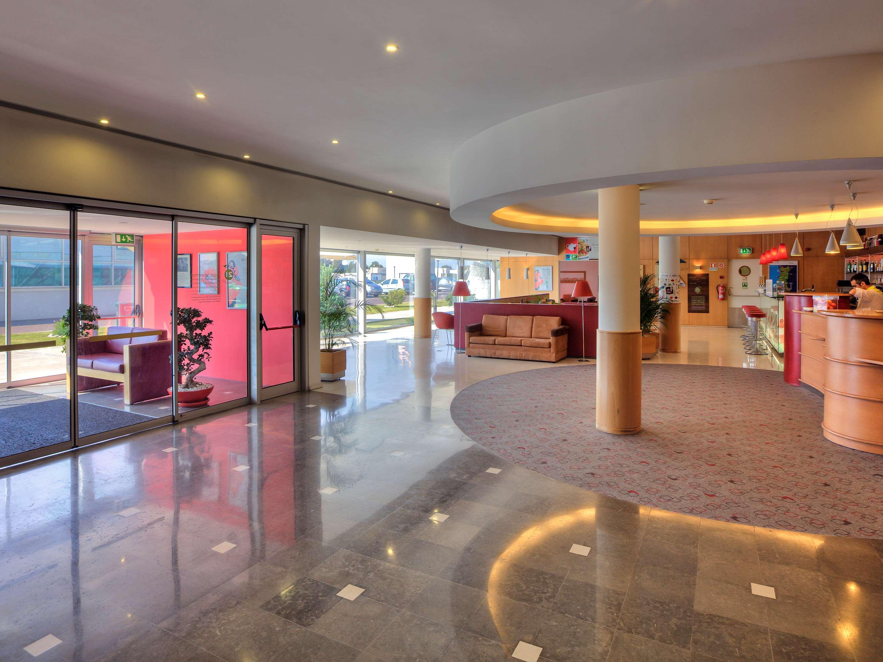 Hotel Ibis Porto Sao Joao מראה חיצוני תמונה