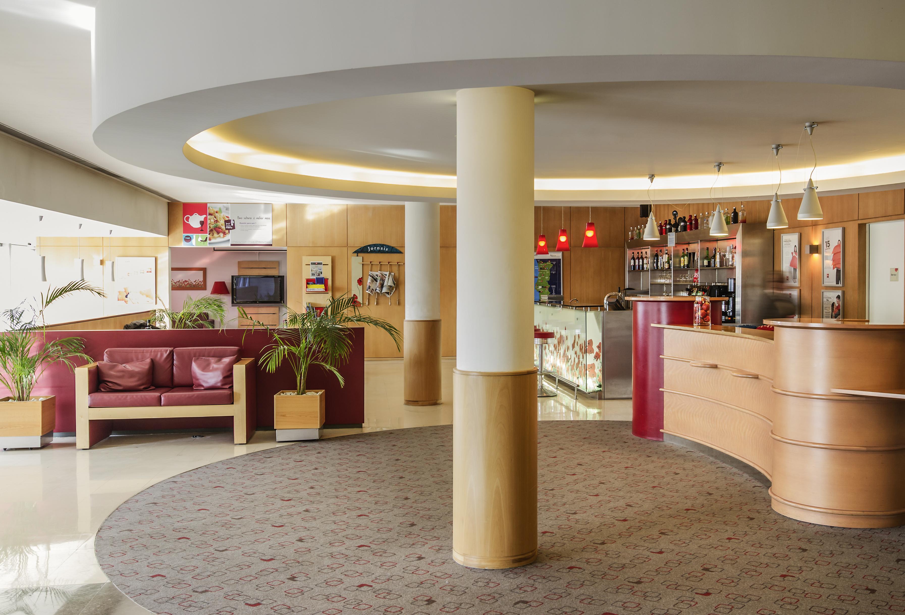 Hotel Ibis Porto Sao Joao מראה חיצוני תמונה